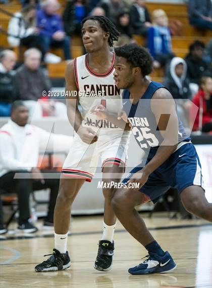 Thumbnail 1 in Archbishop Hoban vs. McKinley photogallery.
