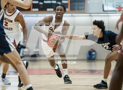 Thumbnail 3 in Archbishop Hoban vs. McKinley photogallery.