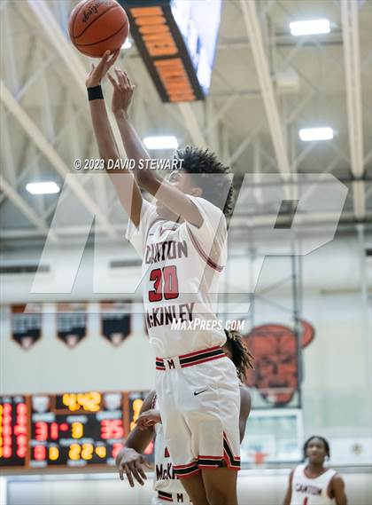 Thumbnail 1 in Archbishop Hoban vs. McKinley photogallery.
