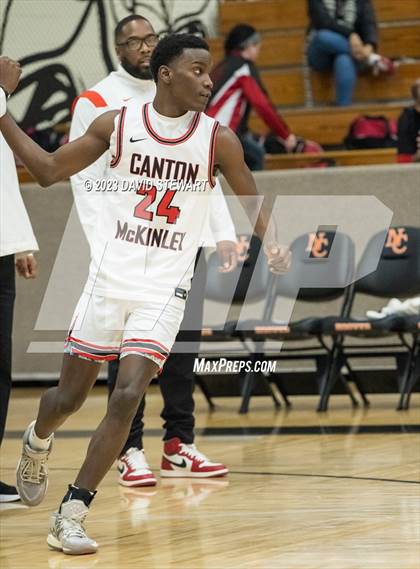 Thumbnail 1 in Archbishop Hoban vs. McKinley photogallery.