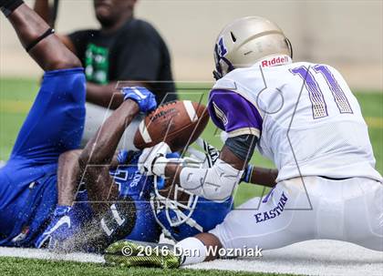 Thumbnail 3 in Easton @ Tyler (Battle on the Border) photogallery.