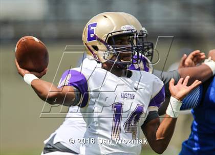 Thumbnail 1 in Easton @ Tyler (Battle on the Border) photogallery.