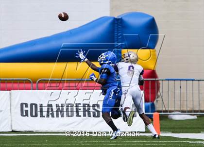 Thumbnail 2 in Easton @ Tyler (Battle on the Border) photogallery.