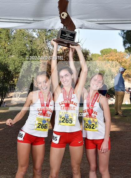 Thumbnail 3 in CIF State Cross Country Championships (Girls Awards) photogallery.