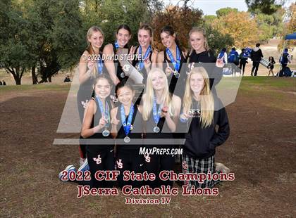 Thumbnail 2 in CIF State Cross Country Championships (Girls Awards) photogallery.