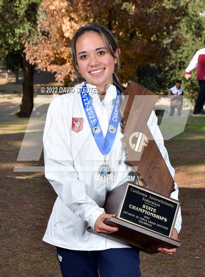 Thumbnail 1 in CIF State Cross Country Championships (Girls Awards) photogallery.