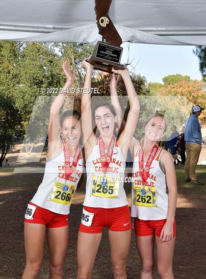 Thumbnail 2 in CIF State Cross Country Championships (Girls Awards) photogallery.