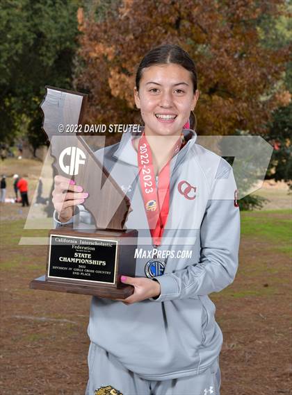 Thumbnail 2 in CIF State Cross Country Championships (Girls Awards) photogallery.
