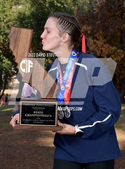 Thumbnail 2 in CIF State Cross Country Championships (Girls Awards) photogallery.