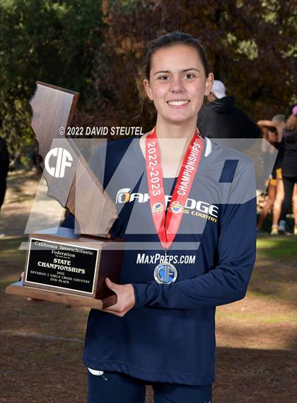 Thumbnail 2 in CIF State Cross Country Championships (Girls Awards) photogallery.
