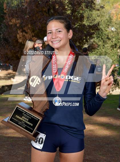 Thumbnail 1 in CIF State Cross Country Championships (Girls Awards) photogallery.