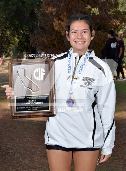 Thumbnail 2 in CIF State Cross Country Championships (Girls Awards) photogallery.