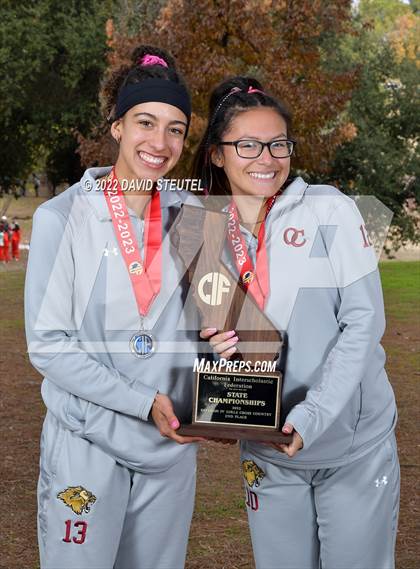 Thumbnail 2 in CIF State Cross Country Championships (Girls Awards) photogallery.