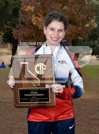 Thumbnail 2 in CIF State Cross Country Championships (Girls Awards) photogallery.