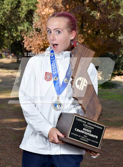 Thumbnail 2 in CIF State Cross Country Championships (Girls Awards) photogallery.