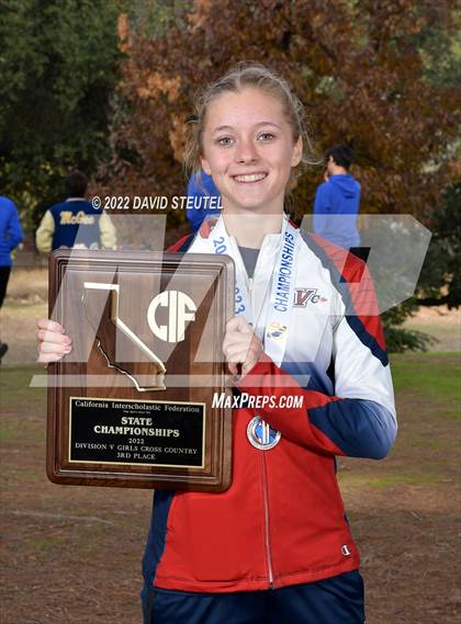 Thumbnail 1 in CIF State Cross Country Championships (Girls Awards) photogallery.