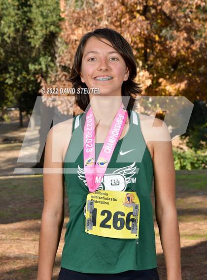 Thumbnail 2 in CIF State Cross Country Championships (Girls Awards) photogallery.