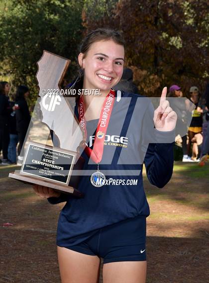 Thumbnail 2 in CIF State Cross Country Championships (Girls Awards) photogallery.