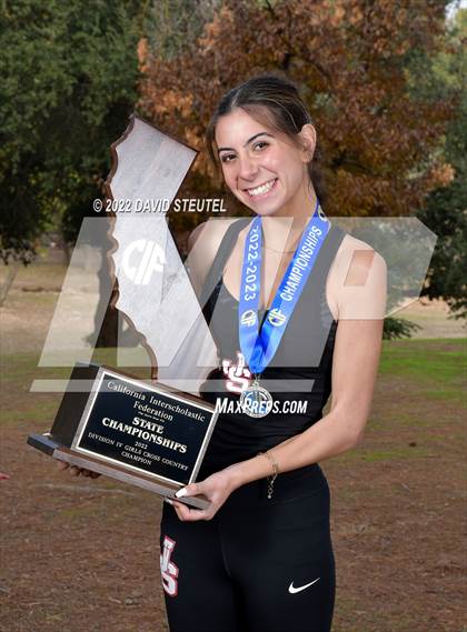 Thumbnail 3 in CIF State Cross Country Championships (Girls Awards) photogallery.