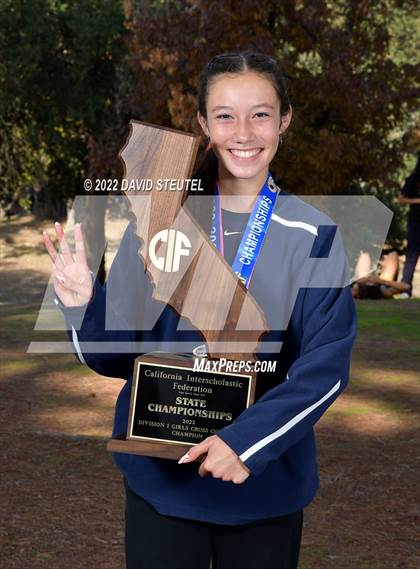 Thumbnail 2 in CIF State Cross Country Championships (Girls Awards) photogallery.
