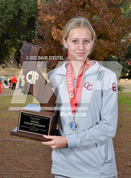 Thumbnail 1 in CIF State Cross Country Championships (Girls Awards) photogallery.
