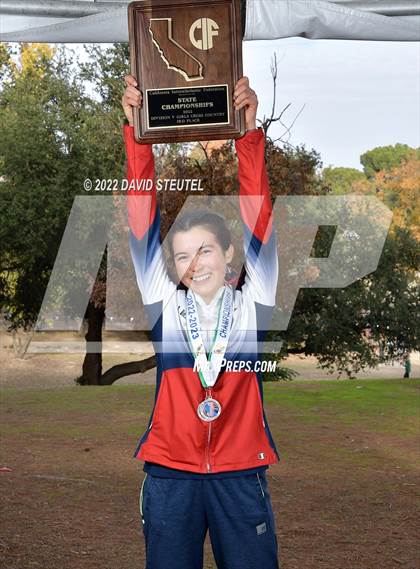 Thumbnail 2 in CIF State Cross Country Championships (Girls Awards) photogallery.