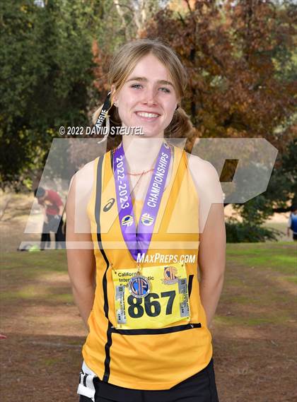 Thumbnail 2 in CIF State Cross Country Championships (Girls Awards) photogallery.
