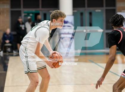 Thumbnail 3 in De La Salle vs. Harvard-Westlake (Hoophall West - Nike TOC) photogallery.