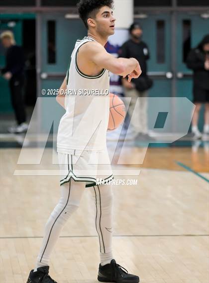 Thumbnail 1 in De La Salle vs. Harvard-Westlake (Hoophall West - Nike TOC) photogallery.