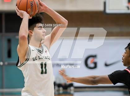 Thumbnail 1 in De La Salle vs. Harvard-Westlake (Hoophall West - Nike TOC) photogallery.
