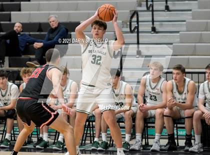 Thumbnail 3 in De La Salle vs. Harvard-Westlake (Hoophall West - Nike TOC) photogallery.