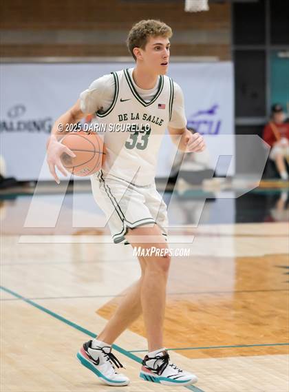 Thumbnail 1 in De La Salle vs. Harvard-Westlake (Hoophall West - Nike TOC) photogallery.