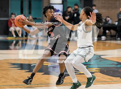 Thumbnail 2 in De La Salle vs. Harvard-Westlake (Hoophall West - Nike TOC) photogallery.