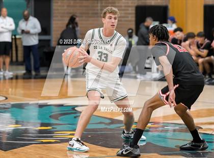 Thumbnail 2 in De La Salle vs. Harvard-Westlake (Hoophall West - Nike TOC) photogallery.