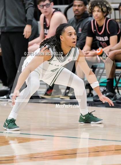 Thumbnail 2 in De La Salle vs. Harvard-Westlake (Hoophall West - Nike TOC) photogallery.