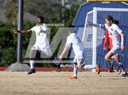 Thumbnail 3 in Morris Jeff Community vs St. Martin's Episcopal (LHSAA Div IV Regional) photogallery.