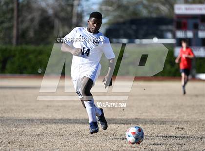 Thumbnail 3 in Morris Jeff Community vs St. Martin's Episcopal (LHSAA Div IV Regional) photogallery.