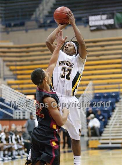 Thumbnail 3 in Northgate vs. Hayward photogallery.