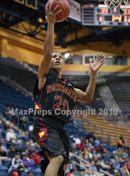 Thumbnail 1 in Northgate vs. Hayward photogallery.
