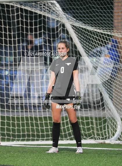 Thumbnail 3 in Memorial vs. Stratford (UIL 6A Regional Playoff) photogallery.
