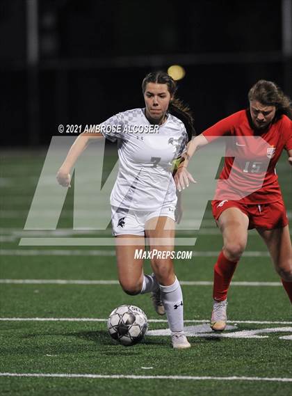 Thumbnail 3 in Memorial vs. Stratford (UIL 6A Regional Playoff) photogallery.