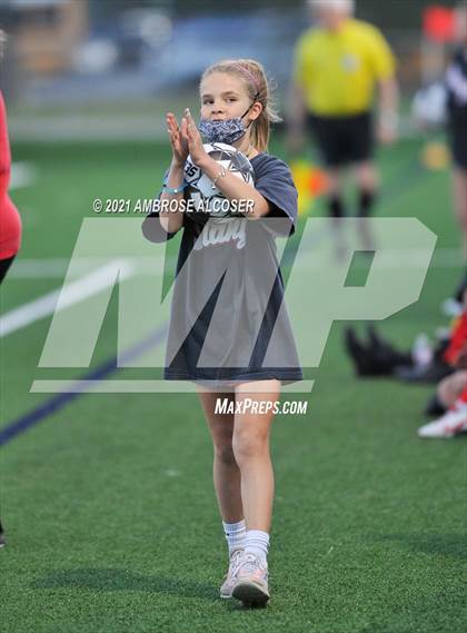 Thumbnail 1 in Memorial vs. Stratford (UIL 6A Regional Playoff) photogallery.