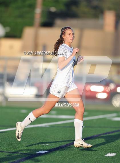 Thumbnail 2 in Memorial vs. Stratford (UIL 6A Regional Playoff) photogallery.