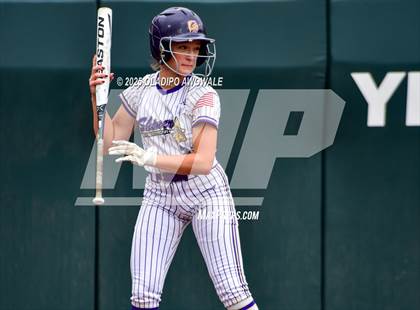 Thumbnail 1 in Shiner vs. Sundown (UIL Softball 2A Div 2 Final) photogallery.