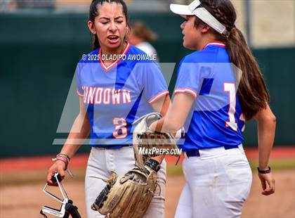 Thumbnail 1 in Shiner vs. Sundown (UIL Softball 2A Div 2 Final) photogallery.