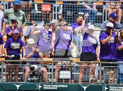 Thumbnail 3 in Shiner vs. Sundown (UIL Softball 2A Div 2 Final) photogallery.