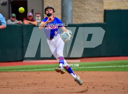 Thumbnail 2 in Shiner vs. Sundown (UIL Softball 2A Div 2 Final) photogallery.