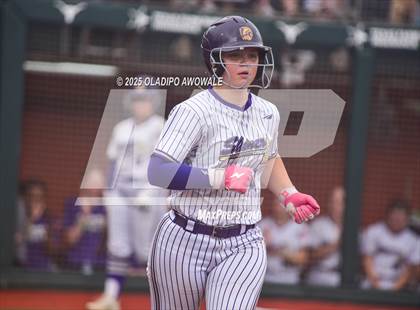 Thumbnail 2 in Shiner vs. Sundown (UIL Softball 2A Div 2 Final) photogallery.