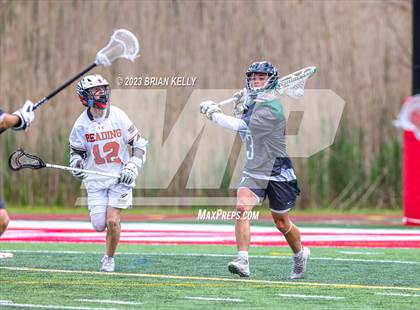 Thumbnail 3 in Reading Memorial vs Duxbury (MIAA Division 2 Final) photogallery.