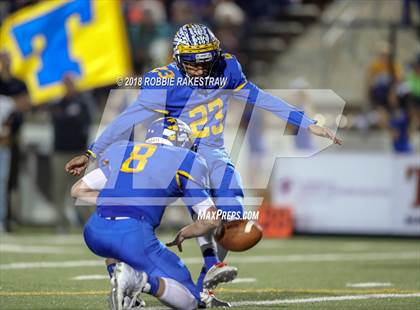 Thumbnail 2 in Nacogdoches vs. Jacksonville photogallery.